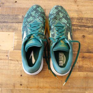 Brooks RUN LUCKY Gold & Shamrock Launch 5 Shoes